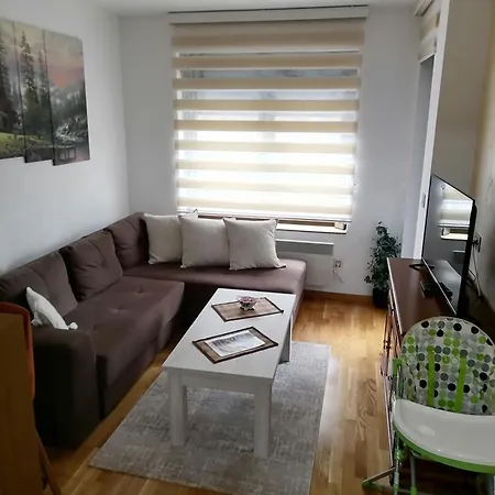 Апартаменты Lena *