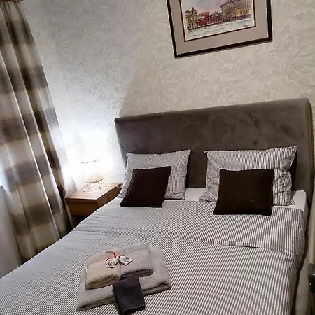 Lena Apartment *